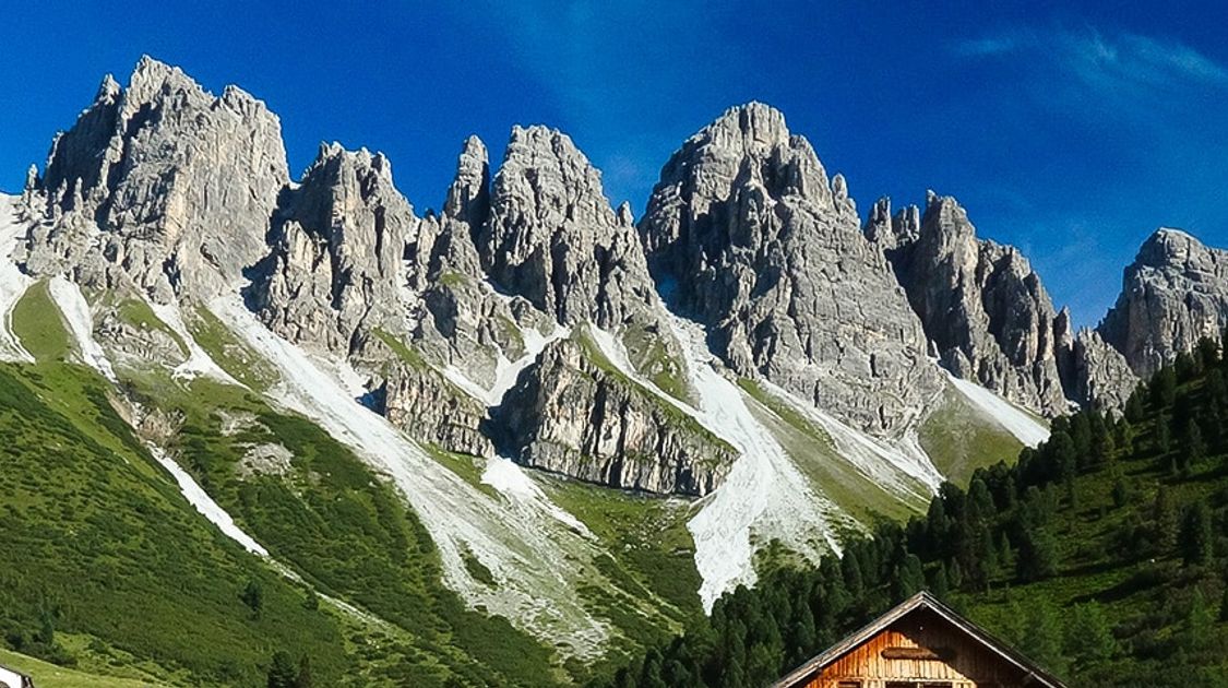 Panorama of the Kemater Alm hike near Innsbruck, Austria