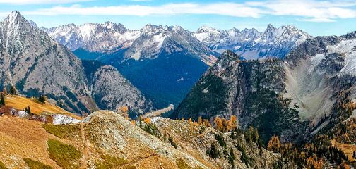 Maple Pass Loop hike in North Cascades National Park