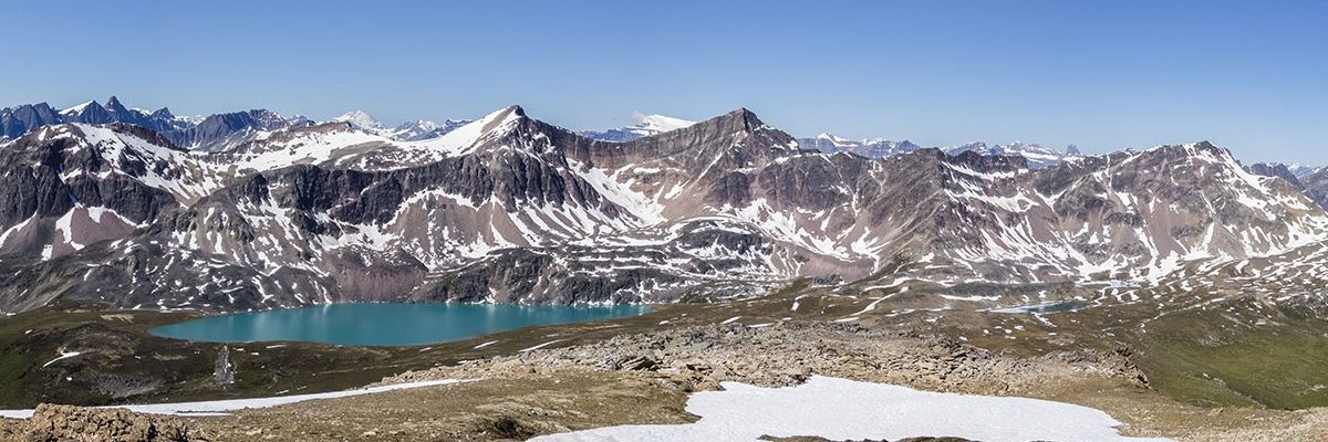 Panoramic views from Maligne Pass and Replica Peak backpacking trail in Jasper National Park