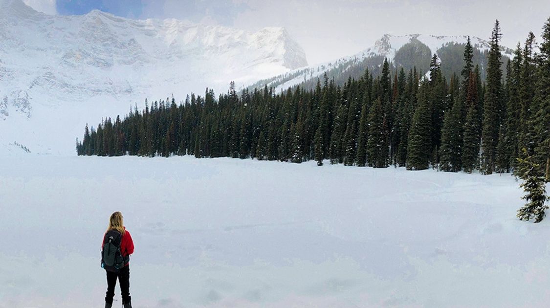 Snowshoes picked using helpful tips on how to pick snowshoes