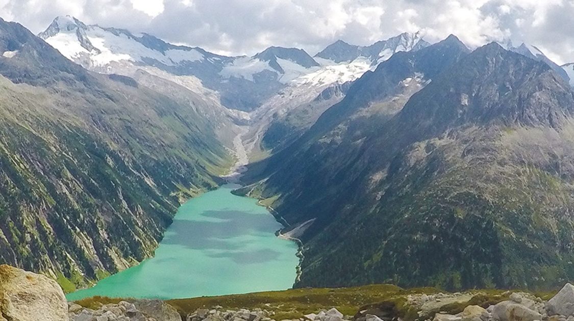 Panorama on Friesenberghaus & Olpererhütte hike near Mayrhofen, Zillertal Valley, Austria