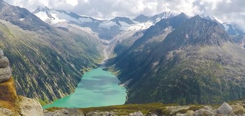 Panorama on Friesenberghaus & Olpererhütte hike near Mayrhofen, Zillertal Valley, Austria