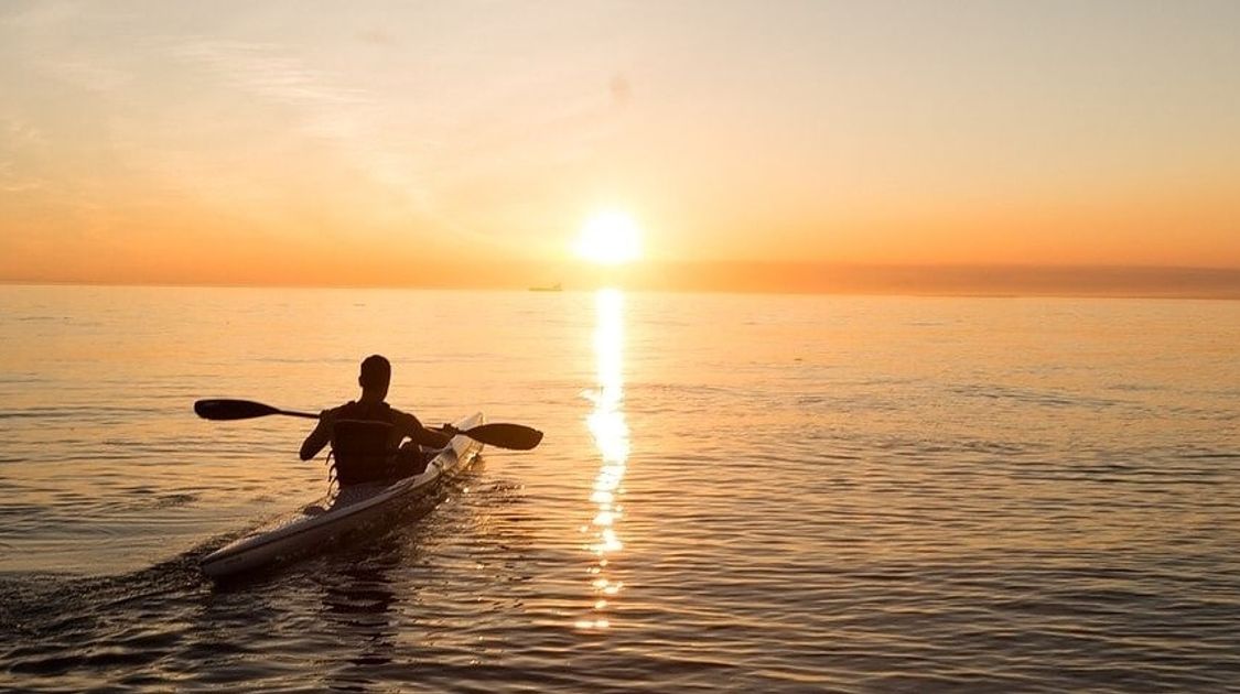 Best Kayaking Adventures in Vancouver and Vancouver Island