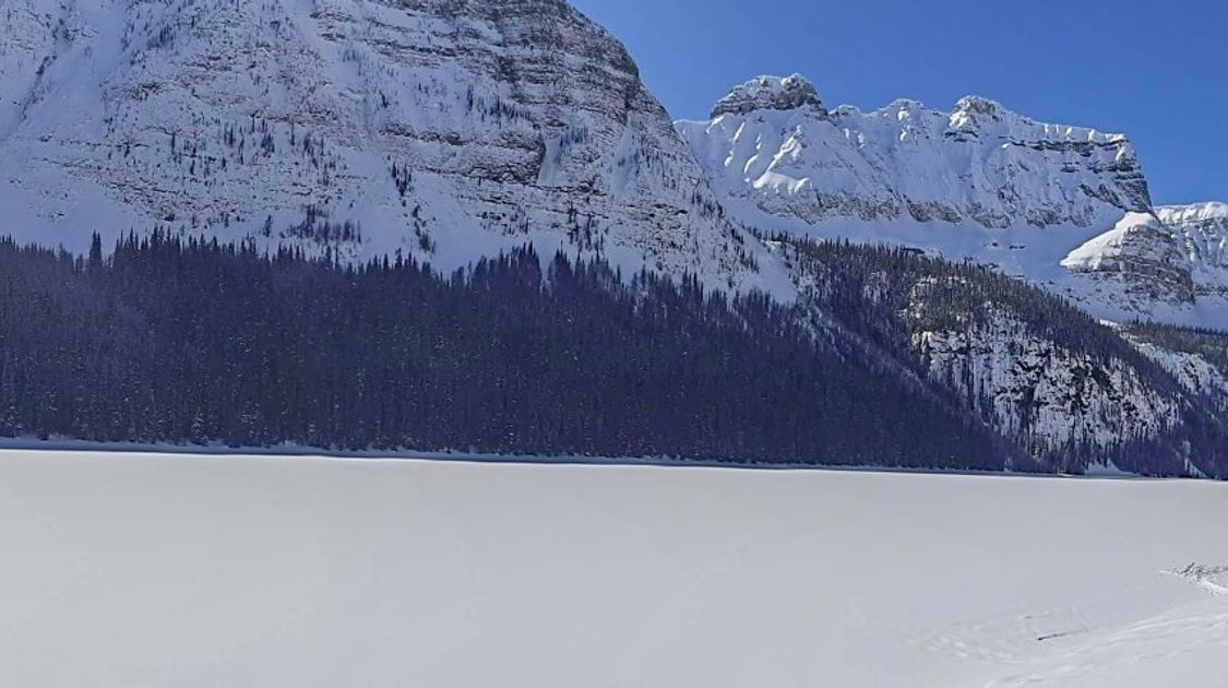 17 Amazing Winter Hikes in Alberta