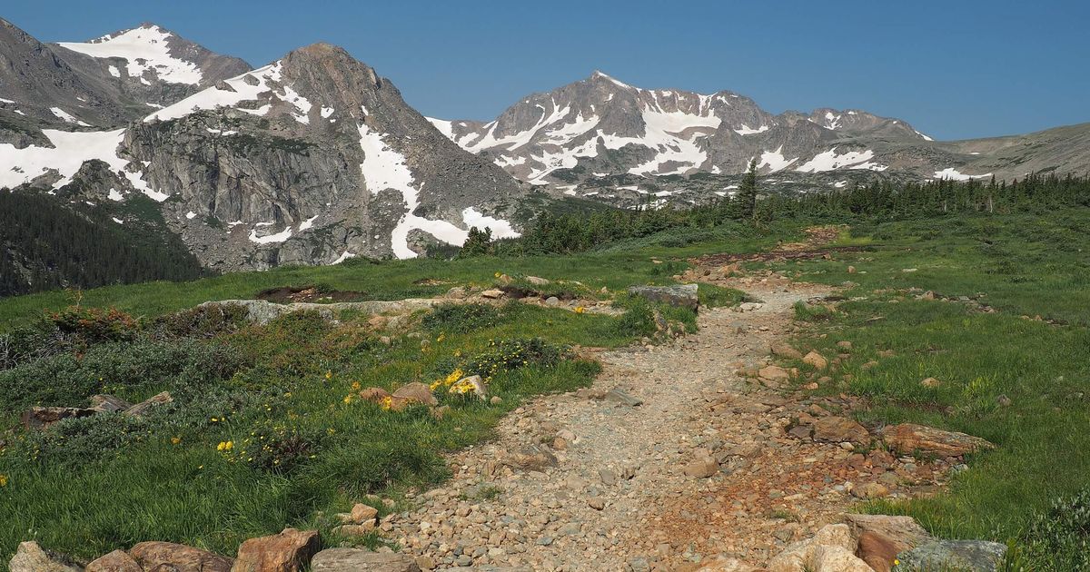 South Arapaho Peak via Arapaho Glacier Hike 10Adventures 10Adventures