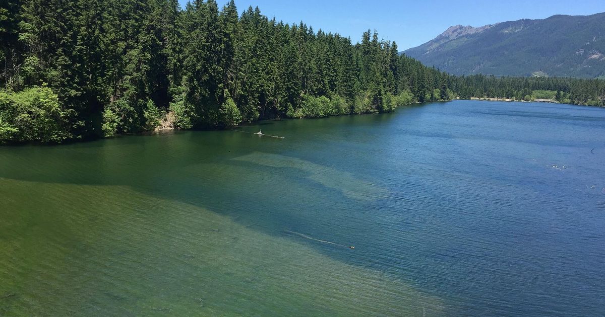 Lake Easton Hike 4.6 Miles in Lake Easton State Park 10Adventures