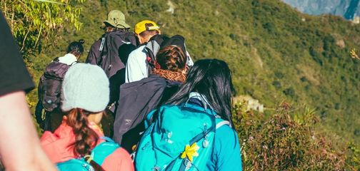 Can’t-Miss Considerations for Choosing a Travel Guide