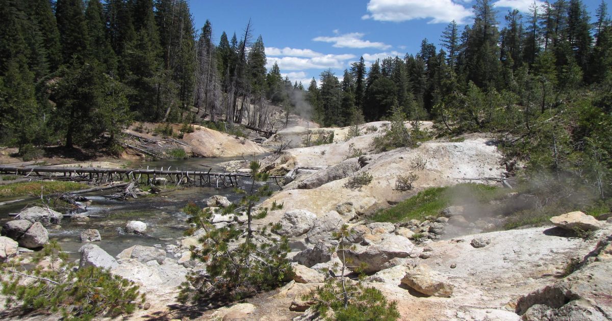 Devil’s Kitchen Trail Lassen Volcanic National Park , CA 10Adventures