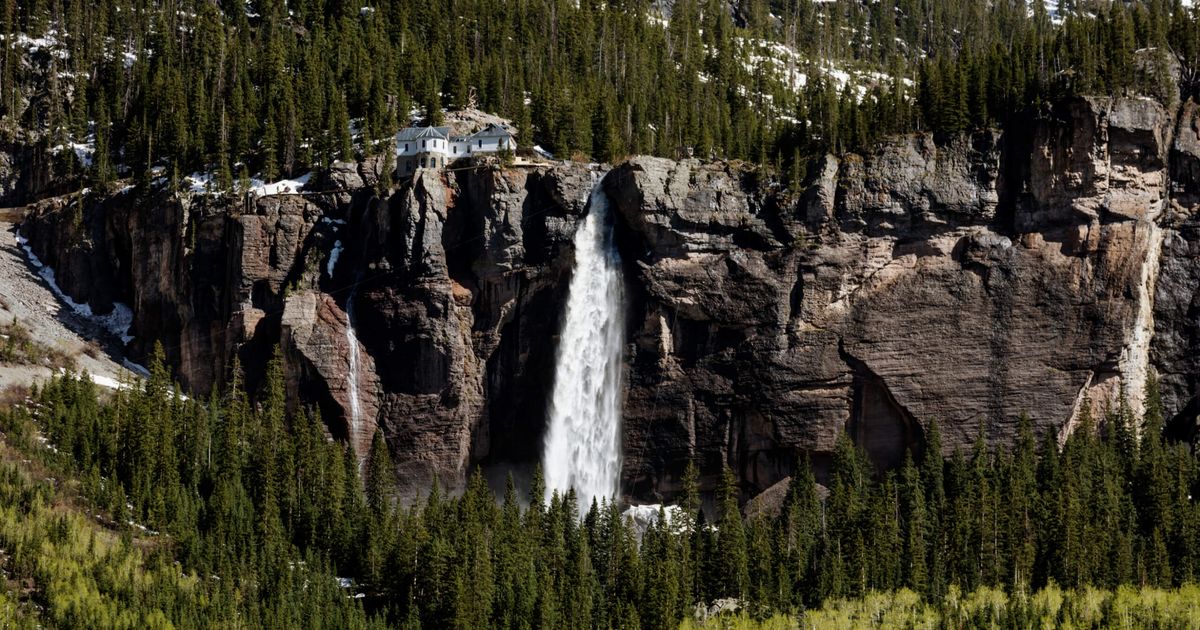 Bridal Veil Falls via Lumpy Ridge Hike 10Adventures