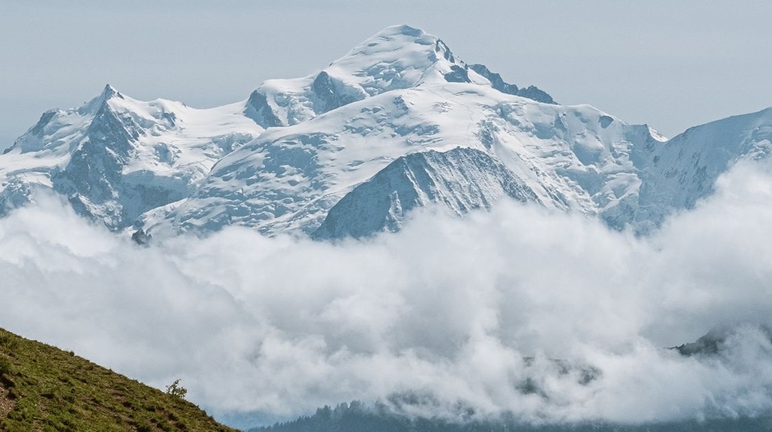 Best Time to Hike the Tour du Mont Blanc