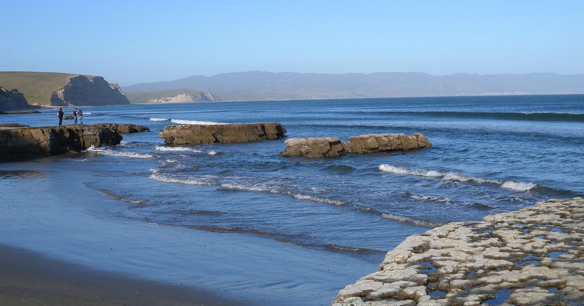 The Drakes Beach Trail  Explore the Majestic Coast  10Adventures