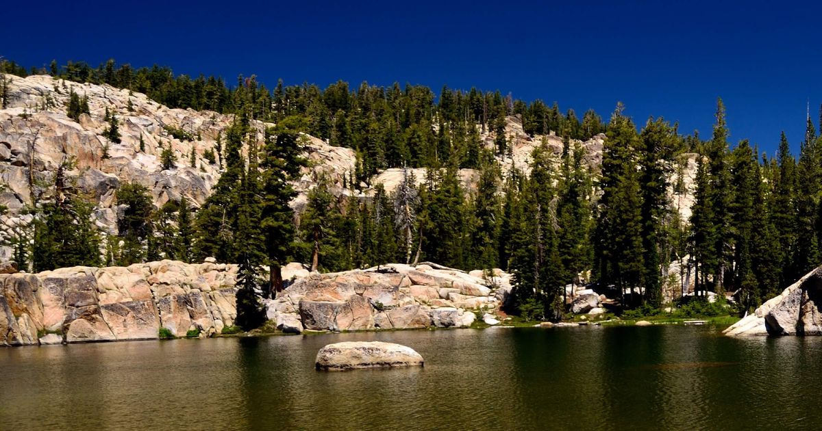 Gianelli Trail to Chewing Gum Lake Hike Sierra Nevada 10Adventures