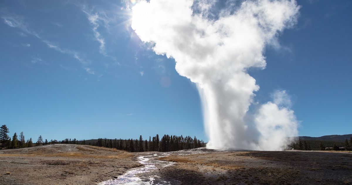 The Old Faithful Geyser Loop Classic Hikes in Yellowstone 10Adventures