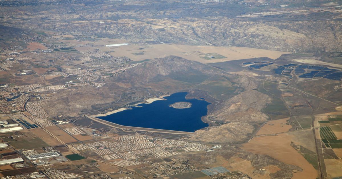 Lake Perris Area Trail A Stunning Lakeside Adventure 10Adventures