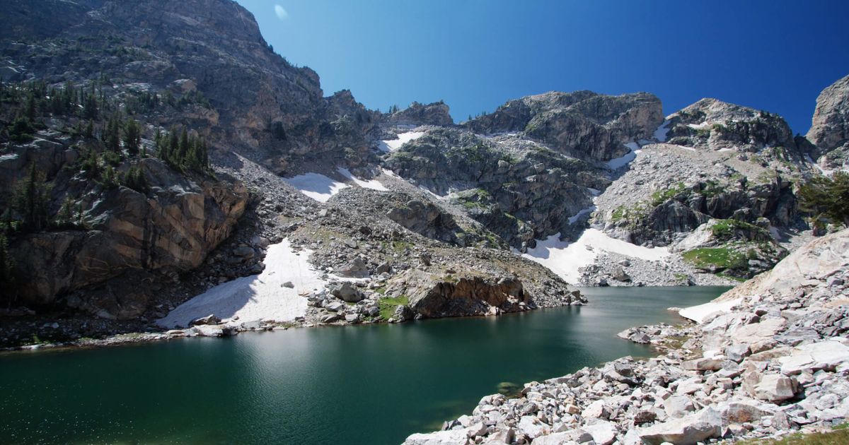 Lake of the Crags Trail A Demanding Alpine Adventure 10Adventures