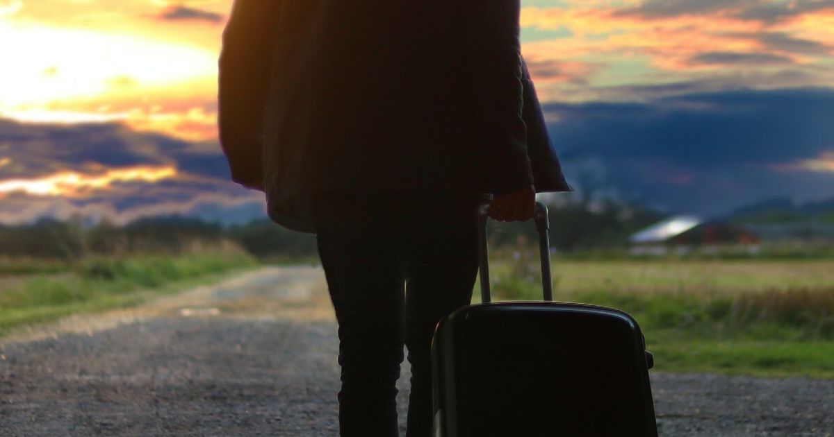 Osprey Transporter CarryOn Bag 44L Gear Review 10Adventures