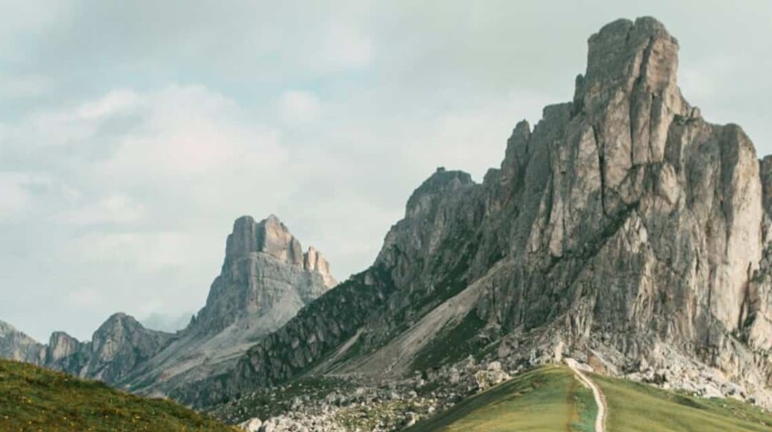 Blog Walking Holidays in the Italian Alps: Scenic Adventures for the 50+ Traveller
