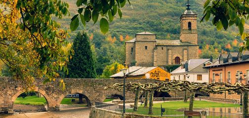 Blog The Best Time to Walk the Camino de Santiago in 2026