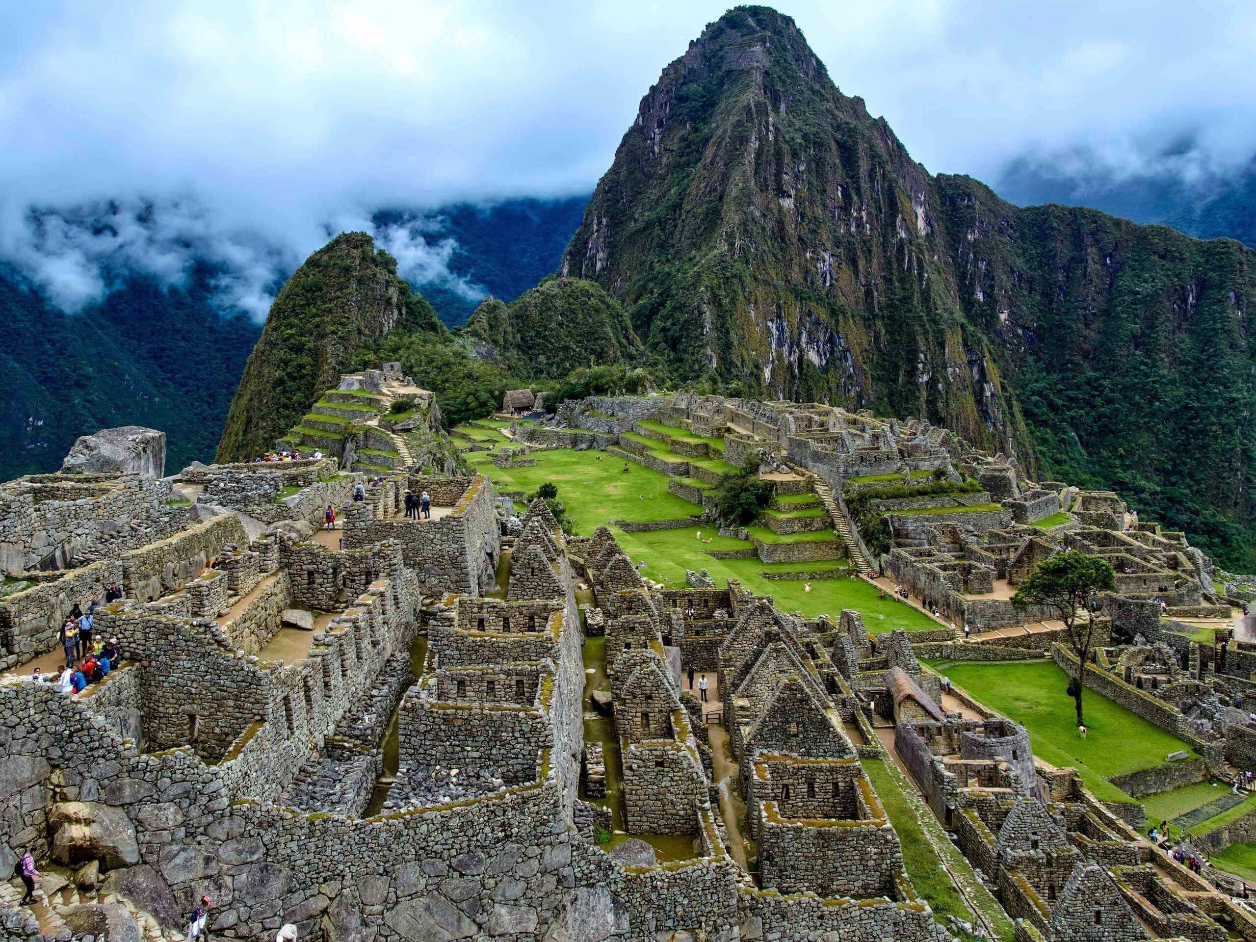 Machu Picchu's ashlar architecture features