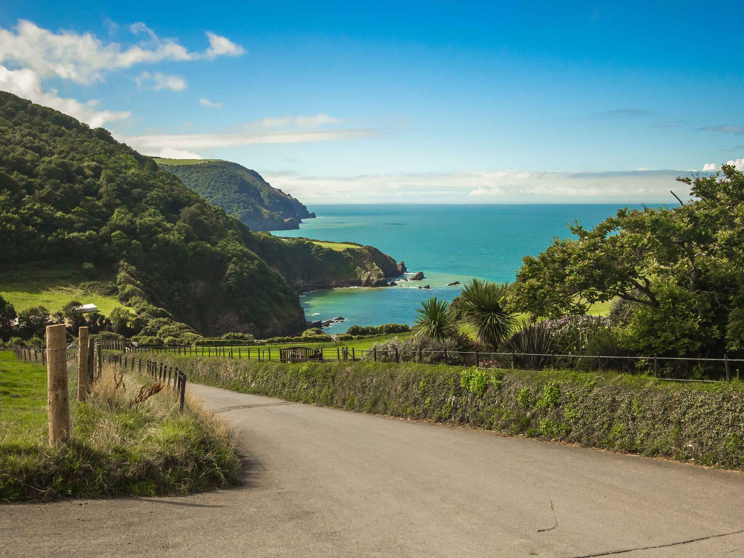 Somerset and North Devon: Minehead to Bude