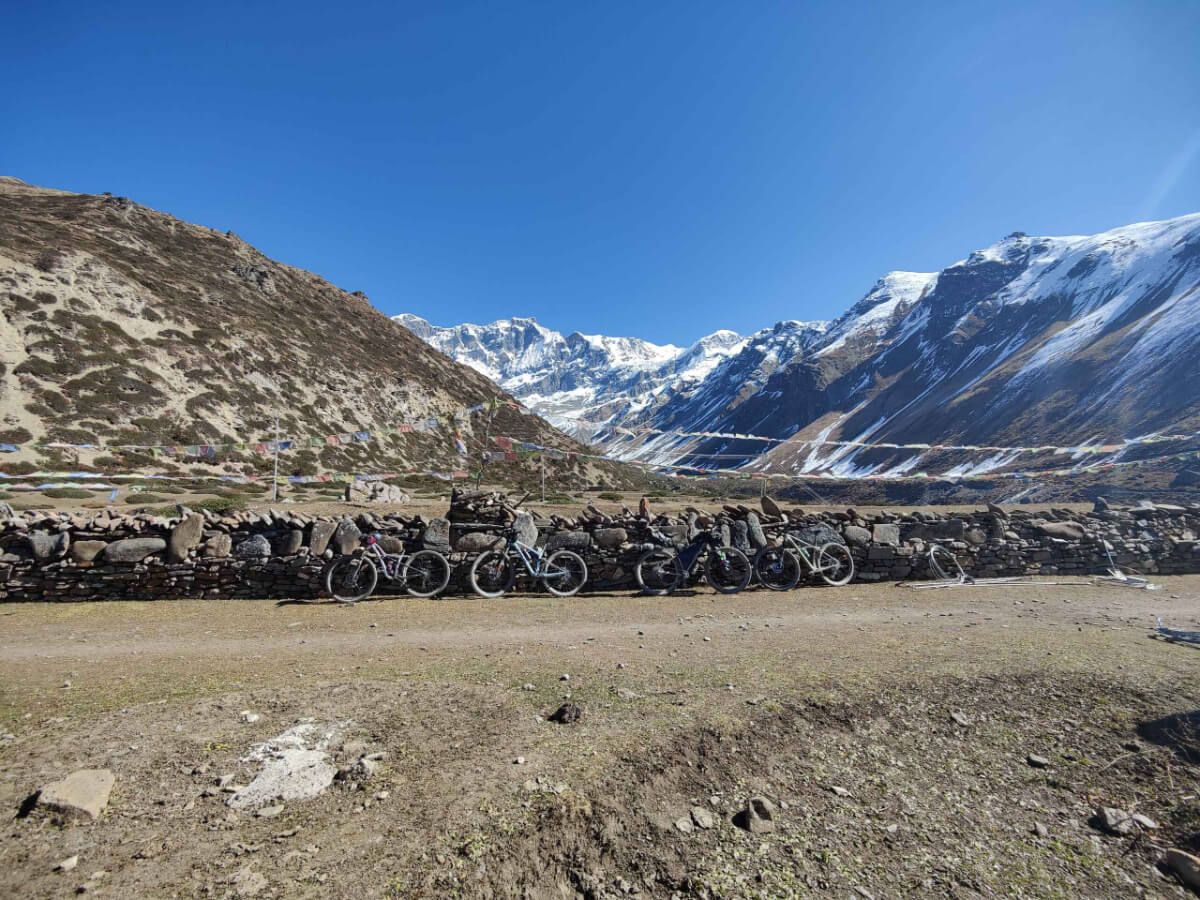 Annapurna Circuit by bike