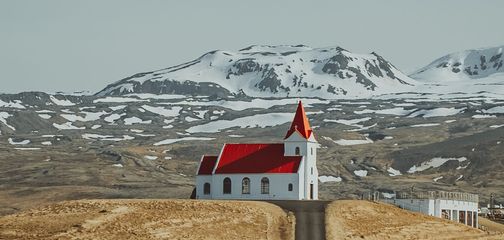Cycling in Iceland: Bike Routes, Weather and Travel Tips for 2026