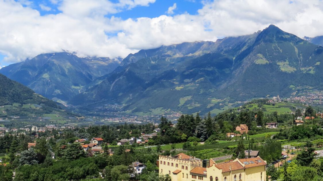 Hiking the Alpine Crossing: A Complete Guide