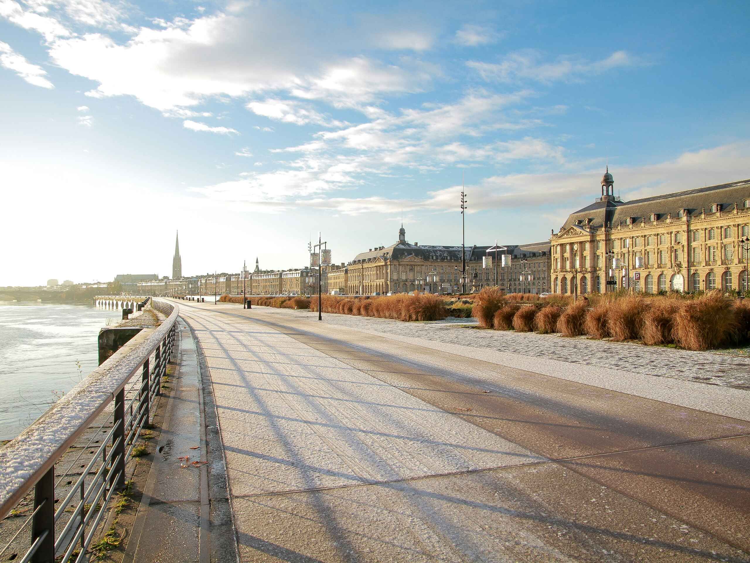 Canal de Garonne by Bike Bordeaux to Toulouse, France
