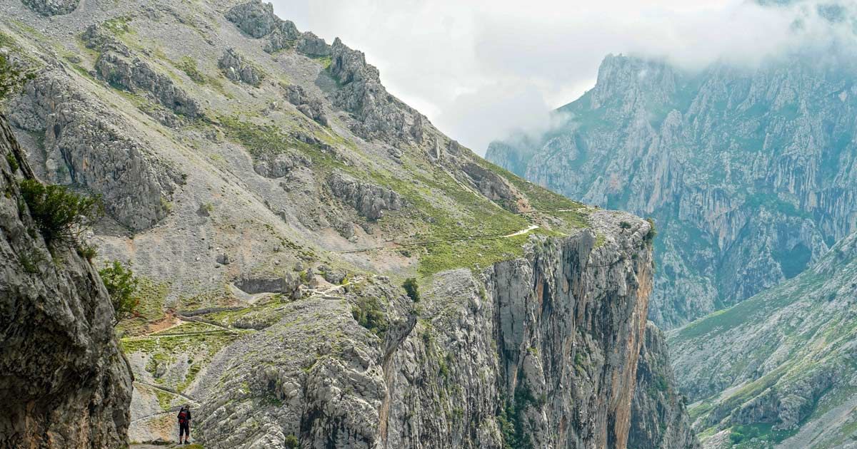 The Best Hikes In Picos De Europa: An Active Travel Guide - Foto 7