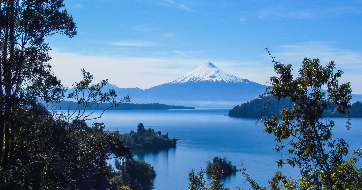 Experience the Beauty of Central Chile Tours | 10Adventures