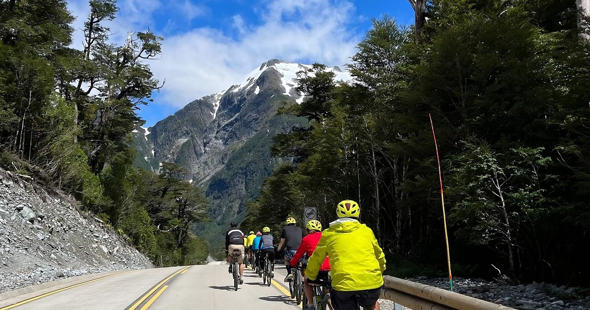 Best of Carretera Austral Bike Tour