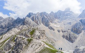7-Day AlpFrontTrail Hiking Tour-3